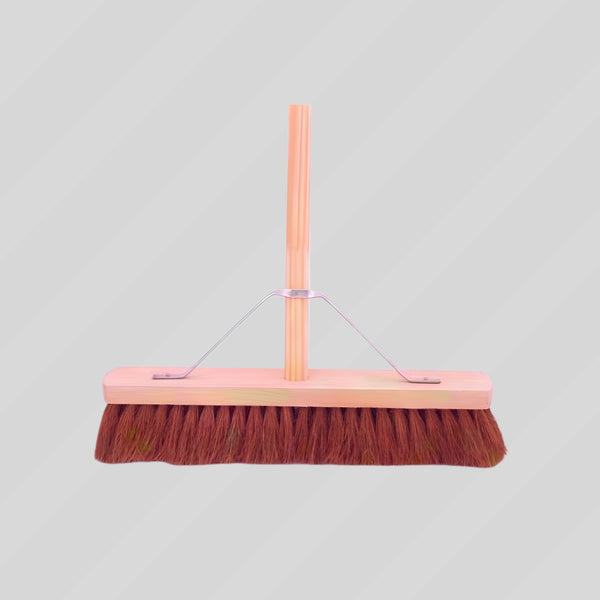 Broom & Handle Platform 18 Inch Coco (2020)