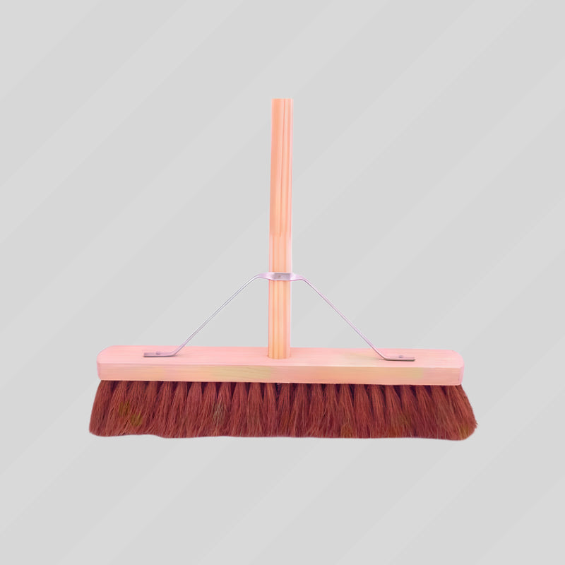 Broom & Handle Platform 18 Inch Coco (2020)