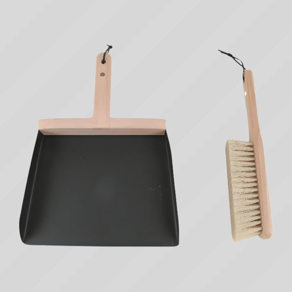 Casa & Casa Dustpan & Brush Beechwood & Iron